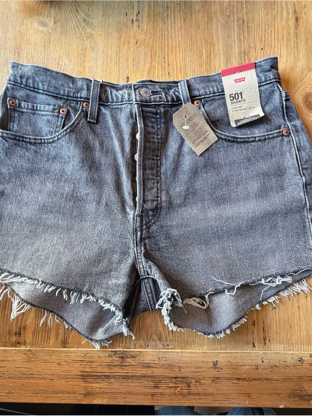 Levi’s 501 High Rise Cutoff Denim Shorts Black Wash Size 32 NWT